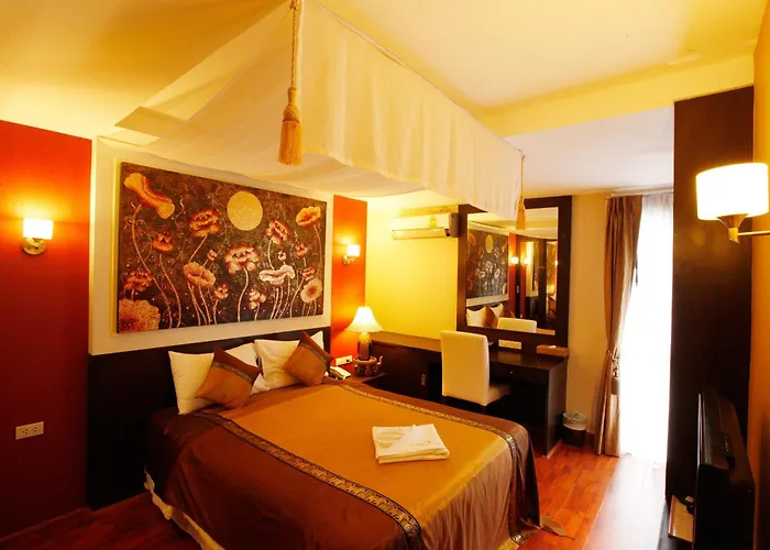 Mirth Sathorn 3* Bangkok