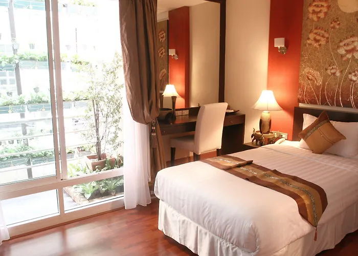 Hotel Mirth Sathorn Bangkok