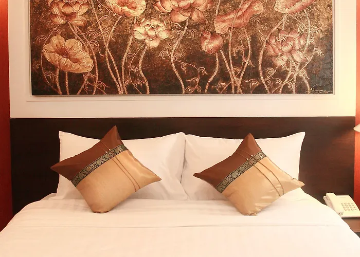 Hotel Mirth Sathorn 3*