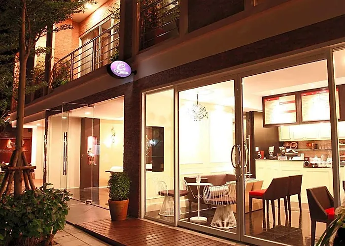 Hotel Mirth Sathorn Bangkok