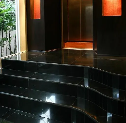 Hotel Mirth Sathorn Bangkok