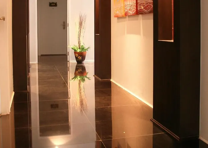 Mirth Sathorn 3* Bangkok